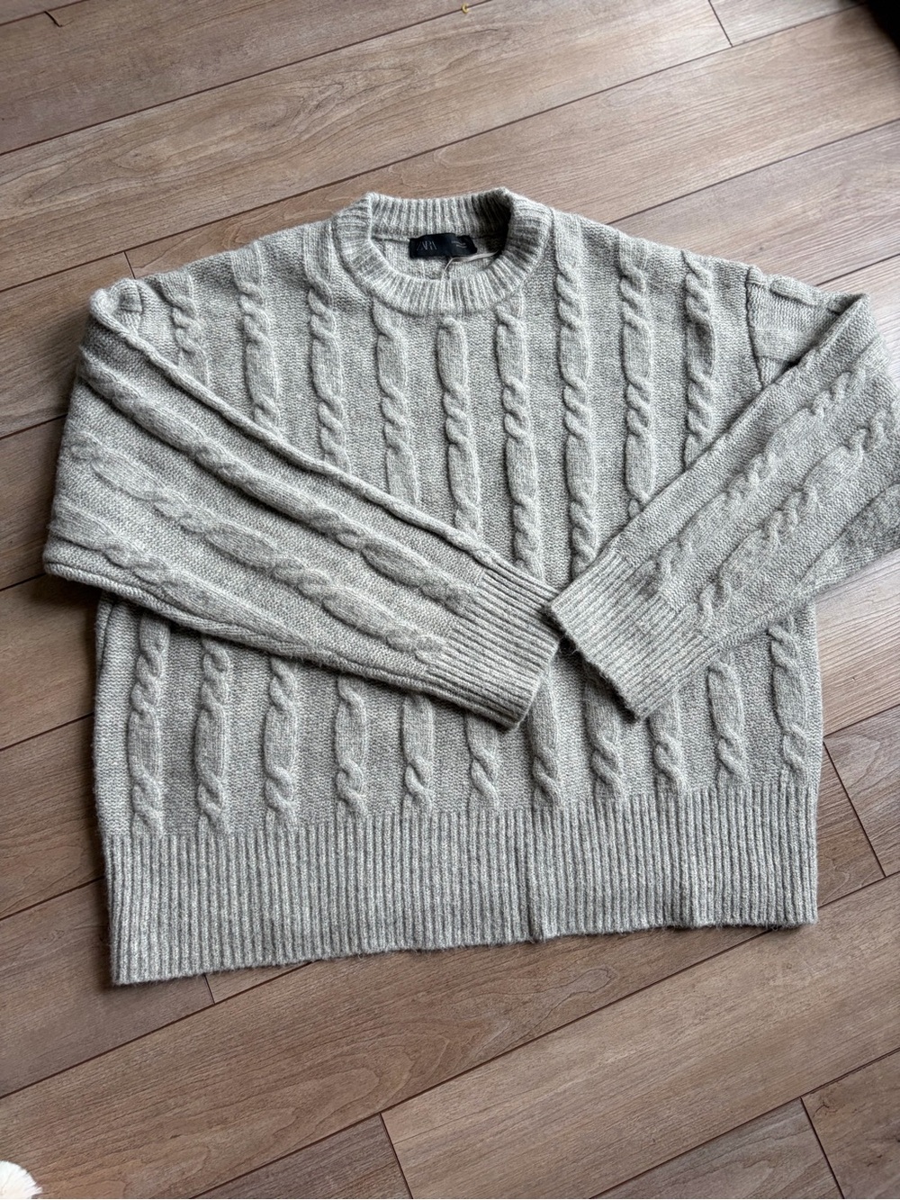 Zara Men's Cable Knit Crewneck Sweater - Light Gray